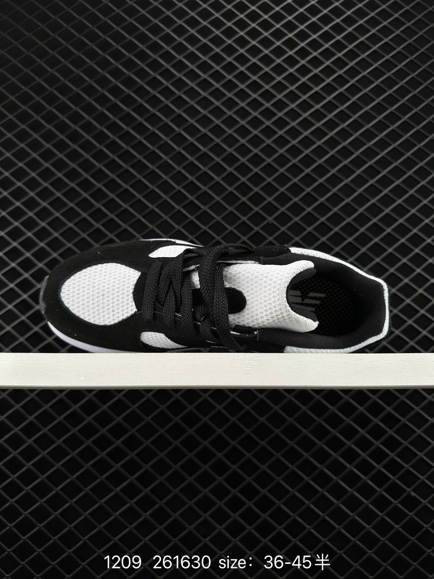 New Balance Warped Runner    UWRPDMOB CLASSICs TRADITIONNELS